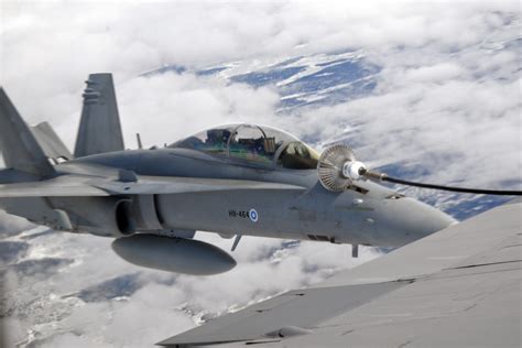 Finnish Hornets to practice aerial refueling with USAF KC-135 – Alert 5