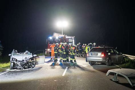 Frontalzusammenstoß Drei Verletzte bei Verkehrsunfall Coburg Neue