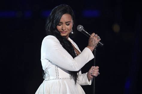 Grammys 2020 Demi Lovato Returns To Sing New Song ‘anyone Deseret News