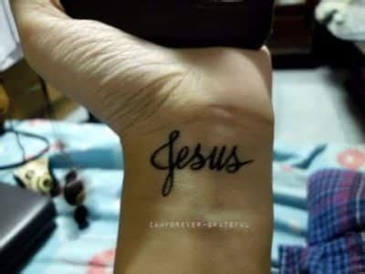 Imagenes Y Dise Os De Tatuajes Con El Nombre De Jesus