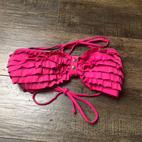 Plunge Ruffled Pink Bikini Top Swim Suit Size Medium Gem