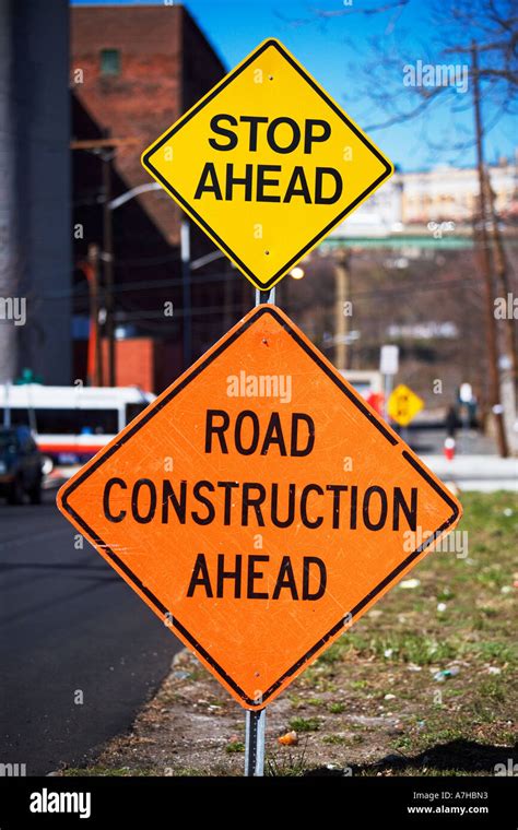 STOP AHEAD SIGN, ROAD CONSTRUCTION Stock Photo - Alamy