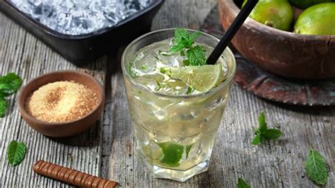 Segarkan Malam Natal Dengan Minuman Spesial Virgin Mojito Resepnya