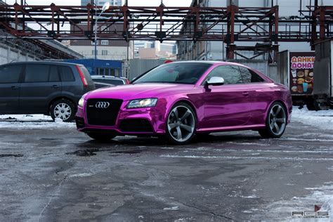 Overkill: Audi RS5 Chrome Purple Wrap