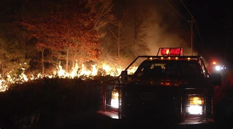 New Jersey Wildfire Update Dozens Of Structures Threatened Newsweek