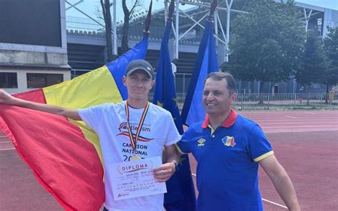 Atletism Mihai Alin Șavlovschi aur și argint la Naționale La 2 000 m