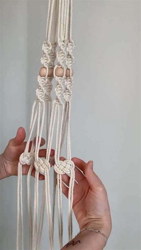 Macrame Square Knot Pattern Easy Video Tutorial For Beginners Artofit