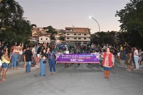 Jucurunet Arrai Da Gua Fria Come A Desfile Das Escolas Da