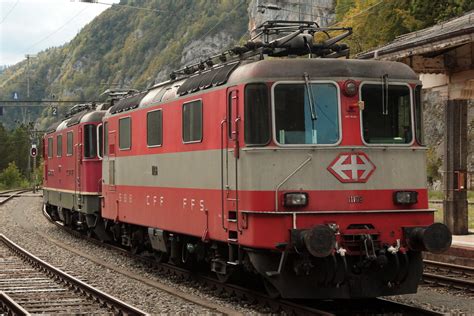 SBB Lokomotive Re 4 4 II 11108 In Den Swiss Express Farb Flickr