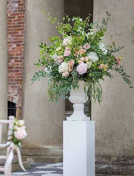 10 Pedestal Flowers Ideas Wedding Flowers Wedding Flower