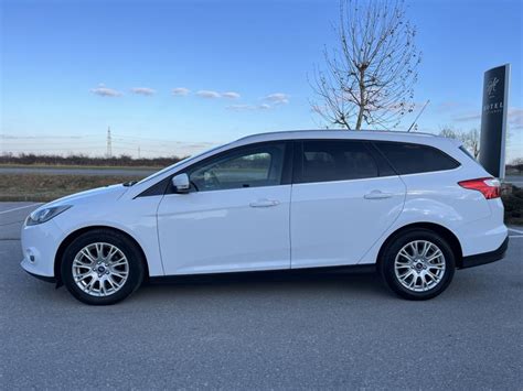 Ford Focus Karavan 1 6 TDCI Titanium Rezervirano 2013 God