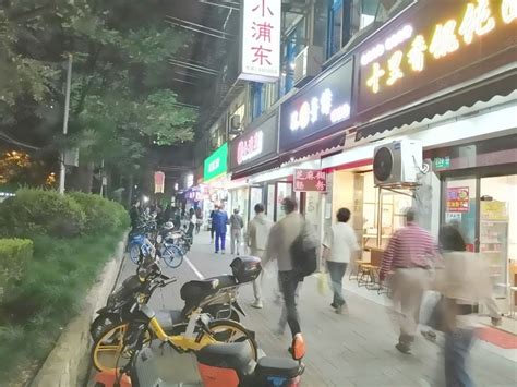 【10图】房东直租 闵行伟业路沿街餐饮居民多菜场旁招面馆混沌沙县小吃等上海闵行春申伟业路商铺租售生意转让出租 上海58同城