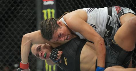 Video Ufc 269 ‘fight Motion Features Julianna Penas Legendary Upset