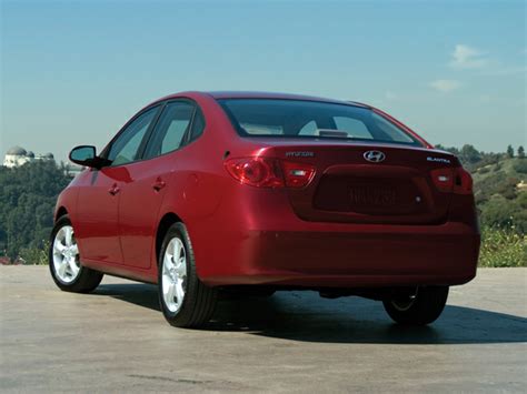 2007 Hyundai Elantra - Specs, Prices, MPG, Reviews & Photos | Cars.com