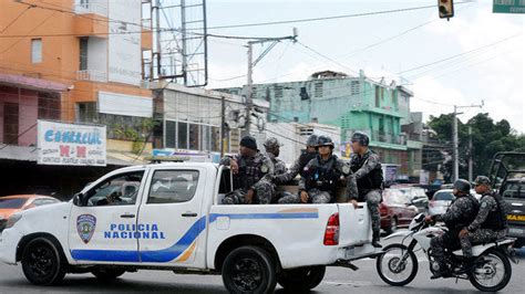 Policía Nacional Aumenta Patrullaje En El Sector Las Mercedes De Los Alcarrizos Luego De La