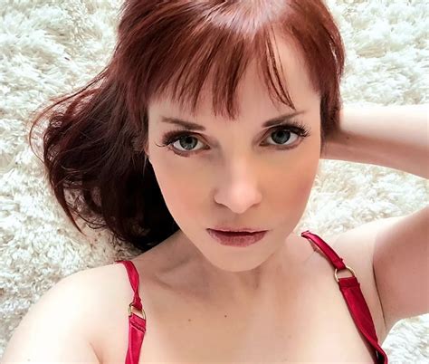 Selfie Love 15 Nude Pics XHamster