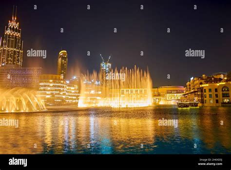 Dubai Uae March The Night Performance Of Dubai Fountain