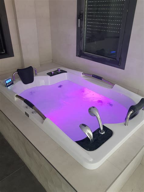 Trucos para limpiar tu bañera con chorros | Web del Hidromasaje