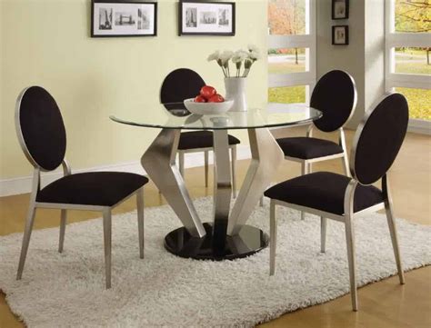 Beautiful Dining Room Design Using Round Glass Dining Table And Chairs Set