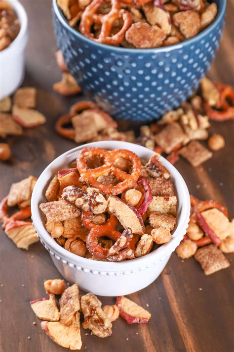 Slow Cooker Caramel Apple Pie Chex Mix A Kitchen Addiction