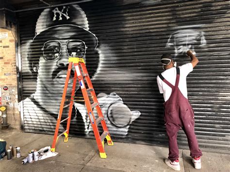 This Artist Painting The New York Yankees Legend Reggie Jackson Block