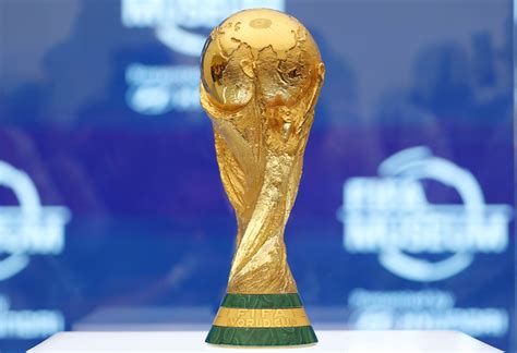 월드컵 FIFA 월드컵 우승트로피 50주년 맞았다