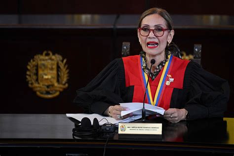 Caryslia Rodríguez presidenta del Supremo de Venezuela y martillo de