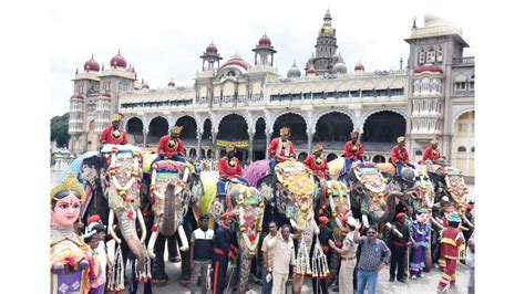 Dasara Elephants accorded traditional welcome at Palace - Star of Mysore