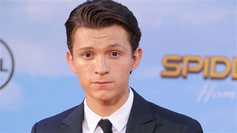 Tom Holland Told This Korean-American Man That He Speaks “Great English ...