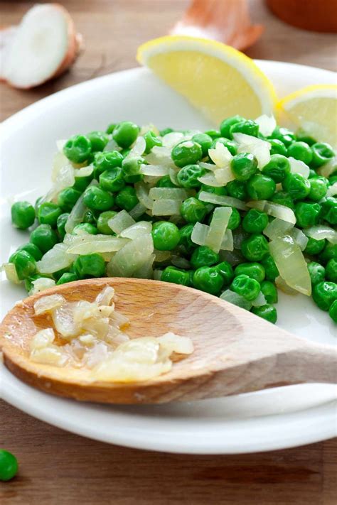 Sweet Peas Recipe - IzzyCooking