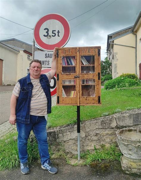 Domèvre en Haye La boîte à livres remplacée par une plus grande