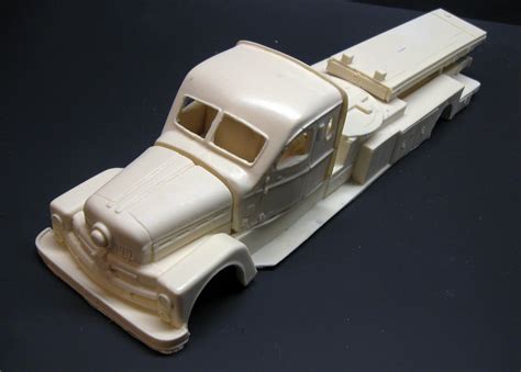 1 25 Scale Model Resin 1957 Seagrave Canopy Cab Aerial Ladder Fire