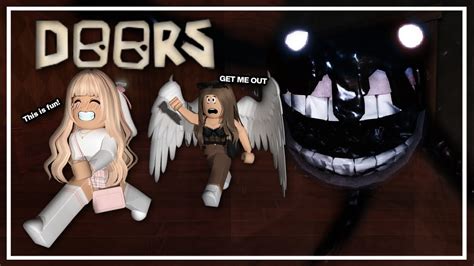 Playing Doors With My Best Friend I Screamed Roblox Youtube