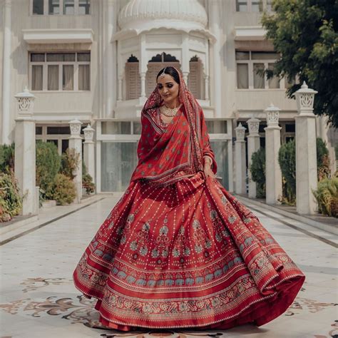 Real Brides Who Wore Rocked Minimalist Lehengas On Their Big Day