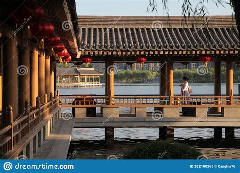 Xi An Qujiang Lake South Lake Heritage Park Shaanxi Province Editorial