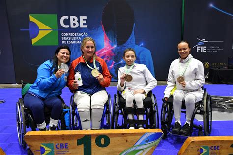 Gnu Conquista Medalhas No Campeonato Brasileiro De Paraesgrima