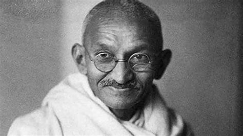 Mahatma Gandhi Indian Father of Nation - HubPages