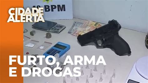 Pm Apreende Suspeito Moto Roubada Drogas E R Plica De Arma De Fogo