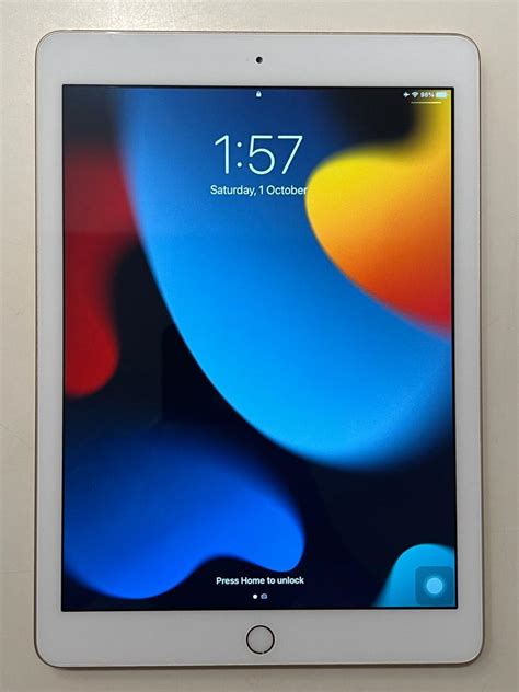 Ipad 5th Gen 32gb Wi Fi Gold Mobile Phones And Gadgets Tablets Ipad On Carousell