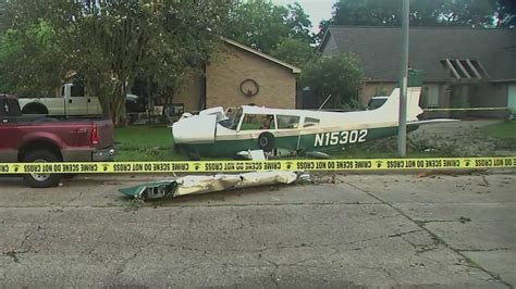 Pilot Passenger Hurt After Plane Crashes In Yard Of Bear Creek Home