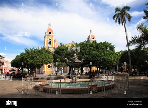 Parque Colon, Central Park, Parque Central, Granada, Nicaragua, Central ...