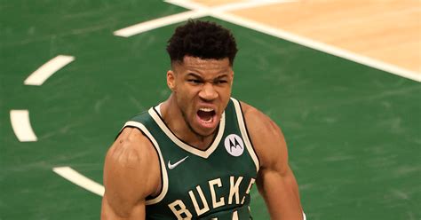 Giannis Antetokounmpo Dunks On Nba Superteams After Bucks Win Championship Maxim