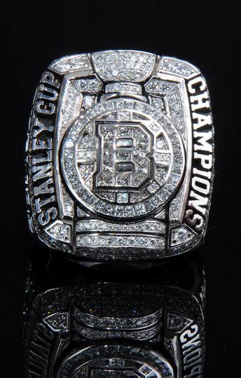 Bruins get Stanley Cup rings