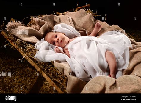 Baby Jesus Manger Hi Res Stock Photography And Images Alamy