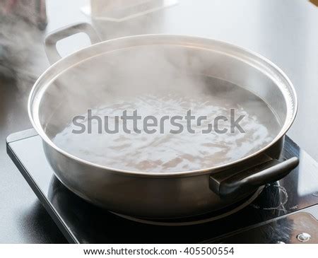 Boiling Pot Stock Photo 405500554 : Shutterstock