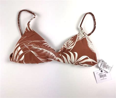 Hot Sexy Karmen Long Bikini Pics