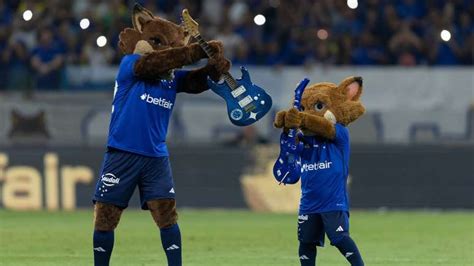 Cruzeiro Volta Do Raposão Tem Apresentação De Grife Antes Do Jogo No