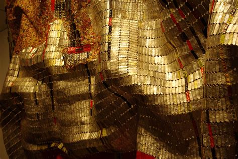 Ghanaian Artist El Anatsui Weaves The Memory And The Present Artofit