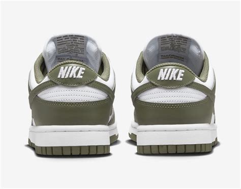 NIKE WMNS DUNK LOW MEDIUM OLIVEが8 24に国内発売予定 God Meets Fashion