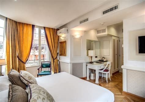 Deluxe Double Room | Hotel Britannia